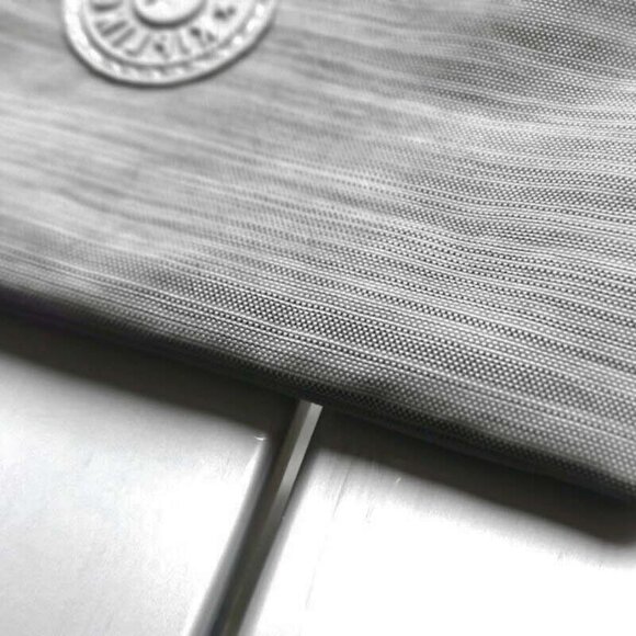 reduced vintage brand new Kipling pen bag clutch makeup bag  k101. - Picture 3 of 9